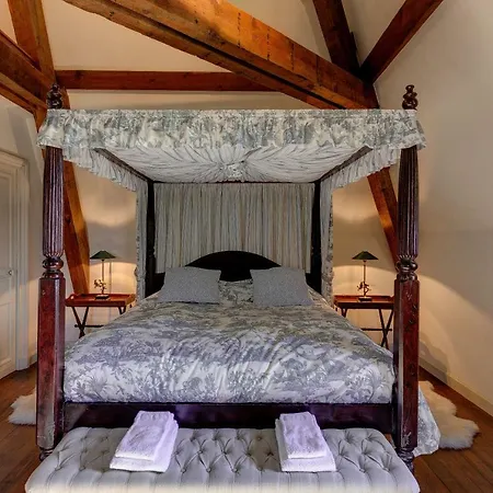 בית נופש Chateau De Tocqueville (Manche)